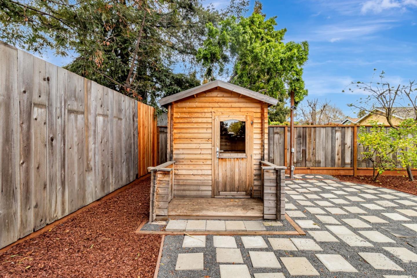 Detail Gallery Image 64 of 86 For 3350 Page St, Redwood City,  CA 94063 - 4 Beds | 4 Baths