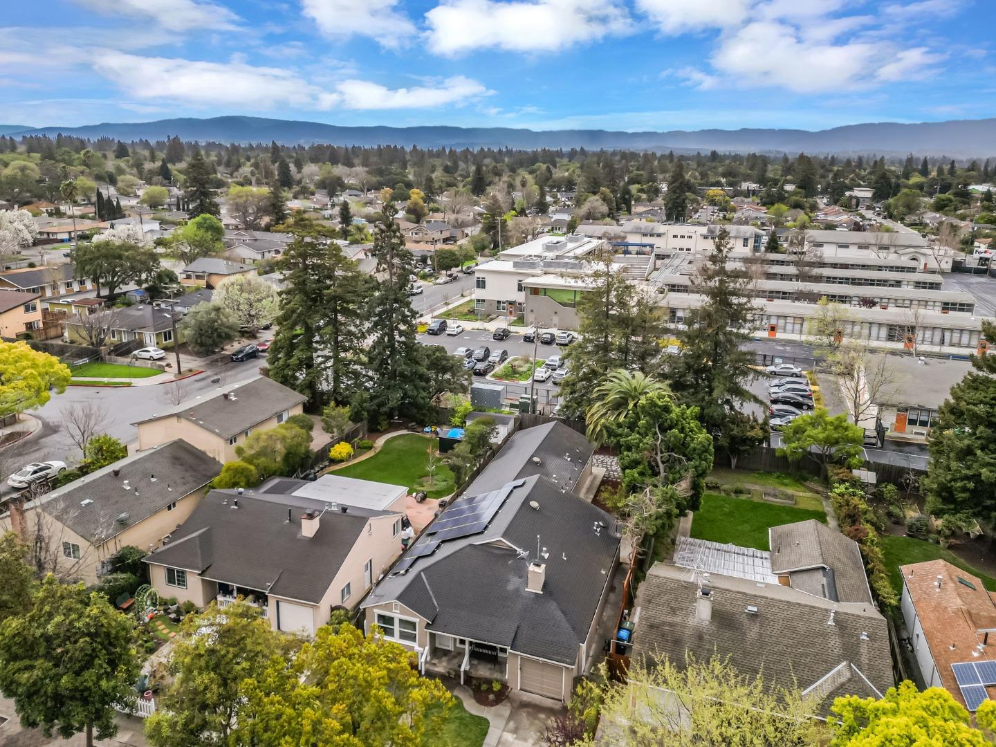 Detail Gallery Image 71 of 86 For 3350 Page St, Redwood City,  CA 94063 - 4 Beds | 4 Baths