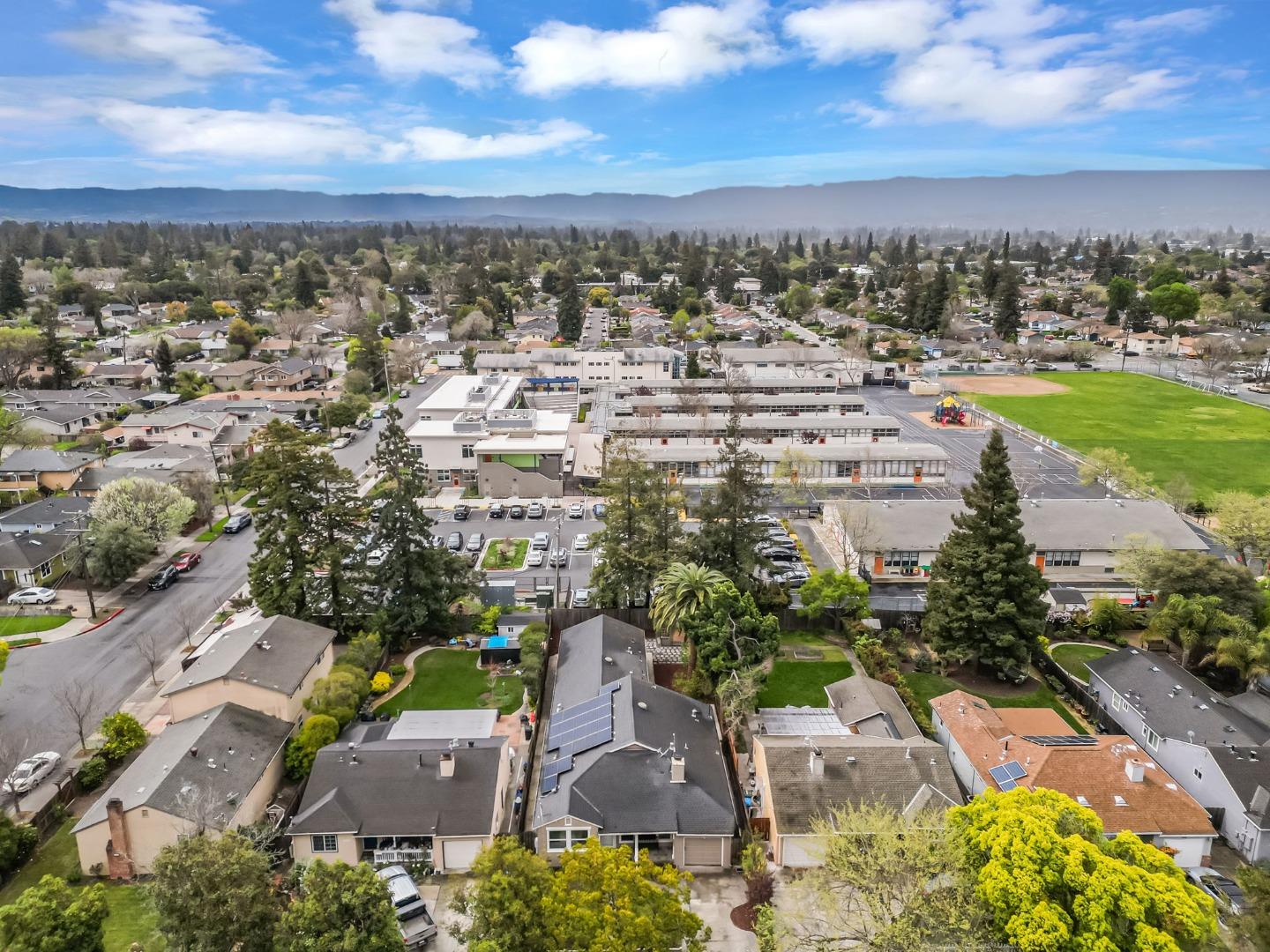 Detail Gallery Image 74 of 86 For 3350 Page St, Redwood City,  CA 94063 - 4 Beds | 4 Baths