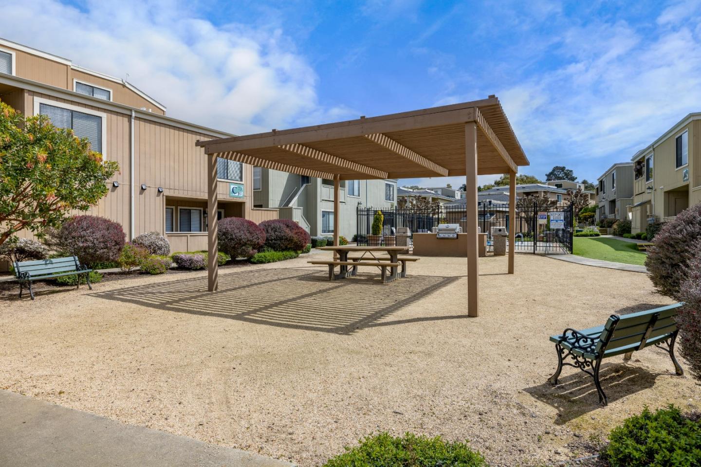 Detail Gallery Image 19 of 22 For 820 Casanova Ave #123,  Monterey,  CA 93940 - 1 Beds | 1 Baths