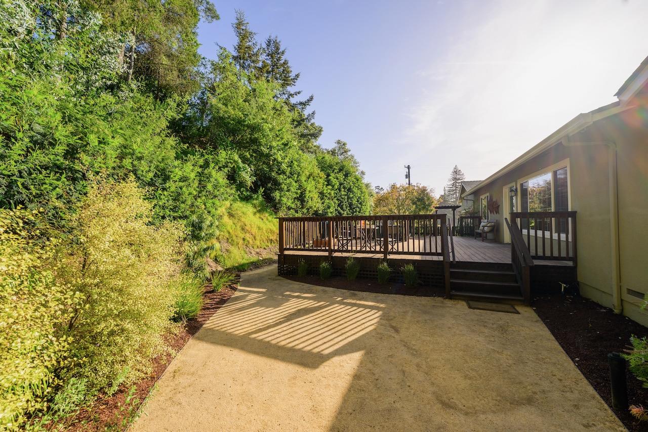 Detail Gallery Image 108 of 120 For 145 Rabbits Run Rd, Santa Cruz,  CA 95060 - 3 Beds | 3 Baths