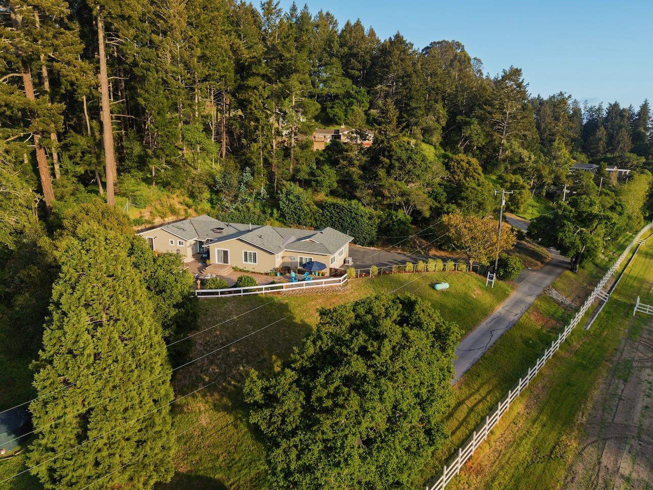 Detail Gallery Image 116 of 120 For 145 Rabbits Run Rd, Santa Cruz,  CA 95060 - 3 Beds | 3 Baths