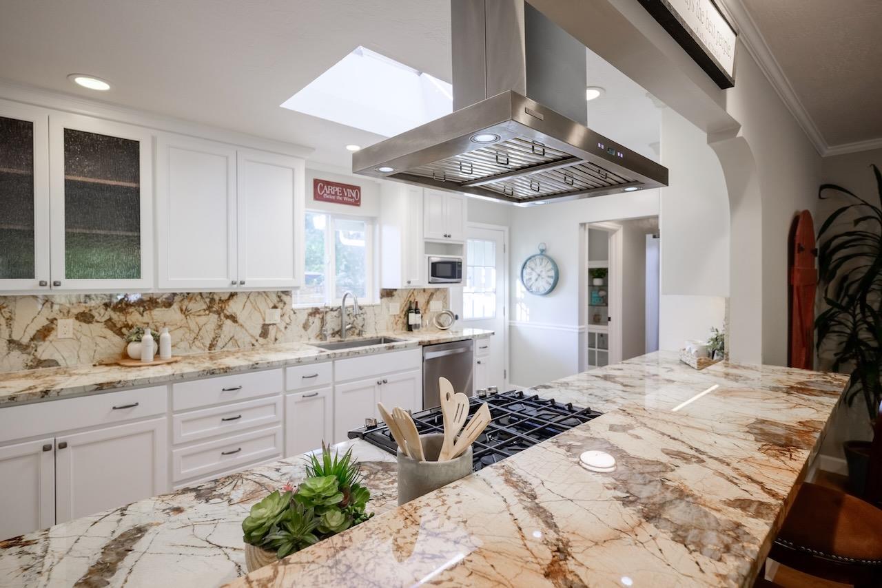 Detail Gallery Image 29 of 120 For 145 Rabbits Run Rd, Santa Cruz,  CA 95060 - 3 Beds | 3 Baths