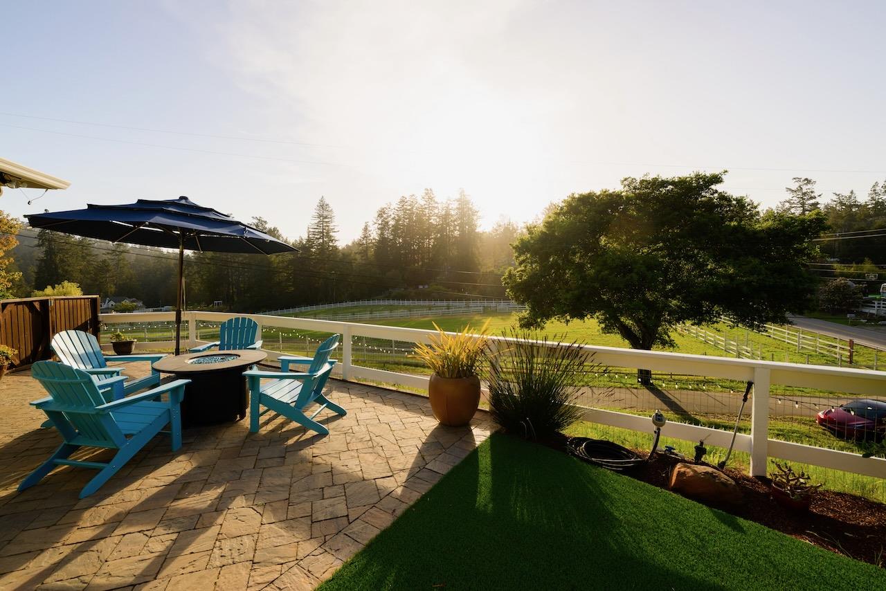 Detail Gallery Image 3 of 120 For 145 Rabbits Run Rd, Santa Cruz,  CA 95060 - 3 Beds | 3 Baths