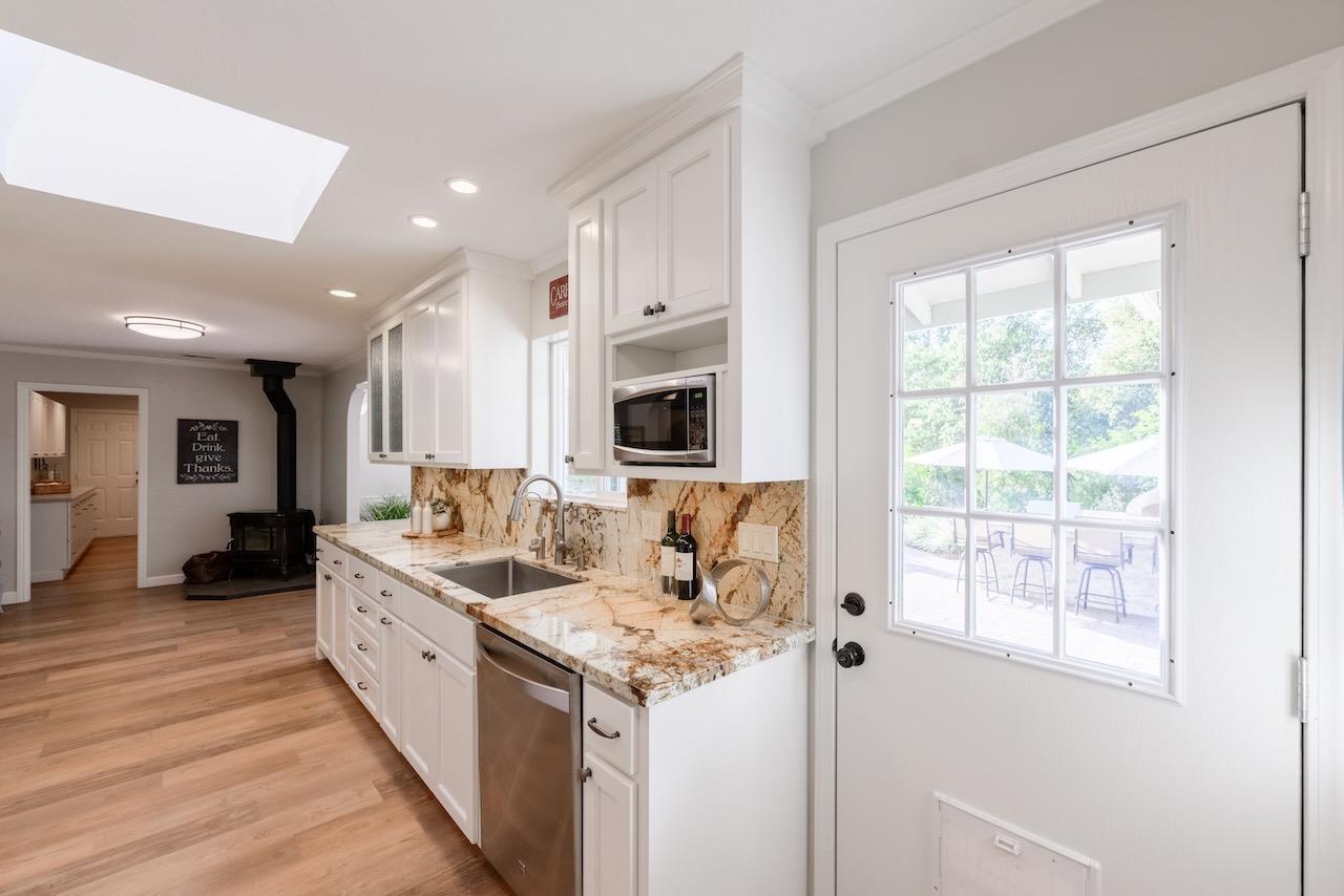 Detail Gallery Image 35 of 120 For 145 Rabbits Run Rd, Santa Cruz,  CA 95060 - 3 Beds | 3 Baths