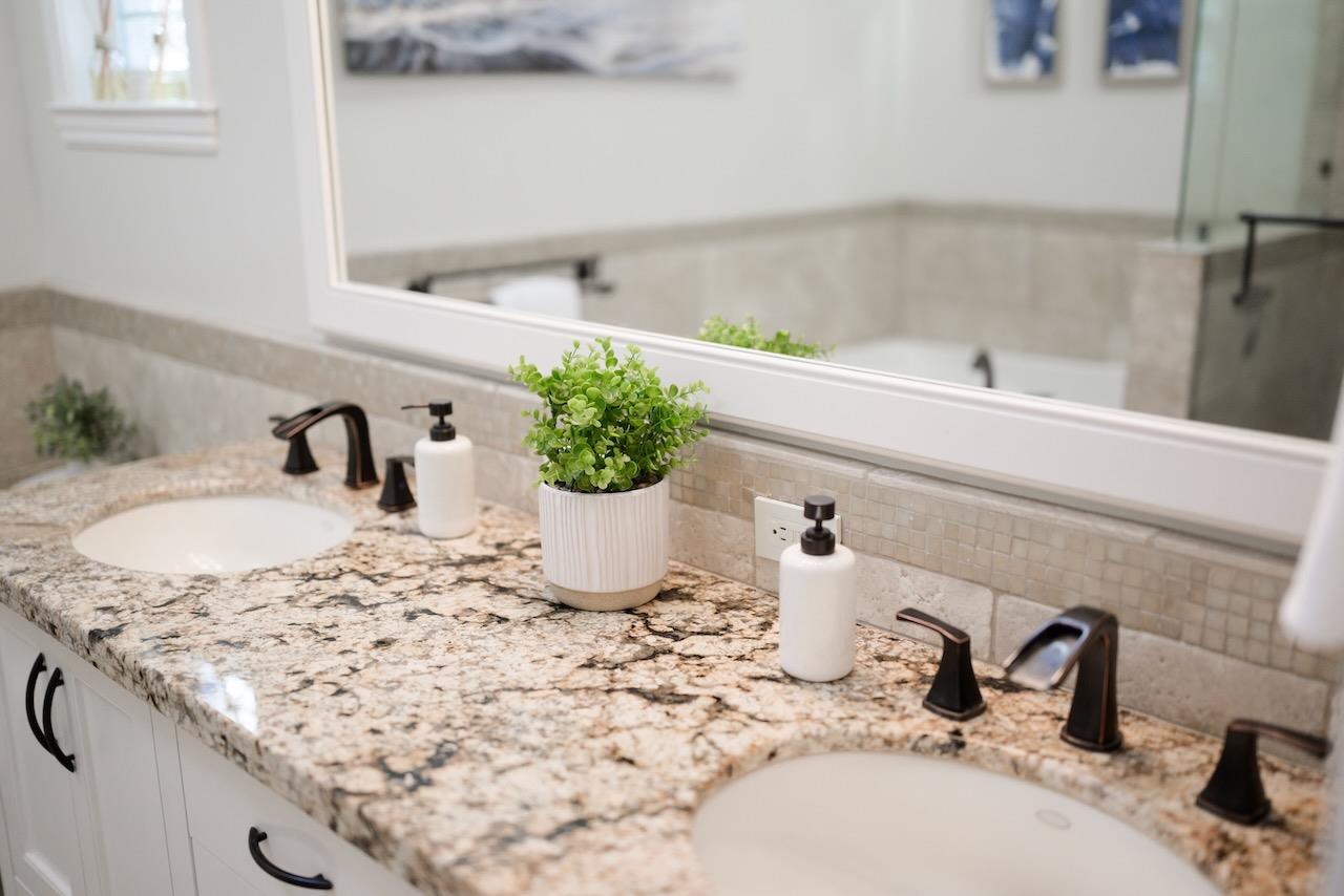 Detail Gallery Image 52 of 120 For 145 Rabbits Run Rd, Santa Cruz,  CA 95060 - 3 Beds | 3 Baths