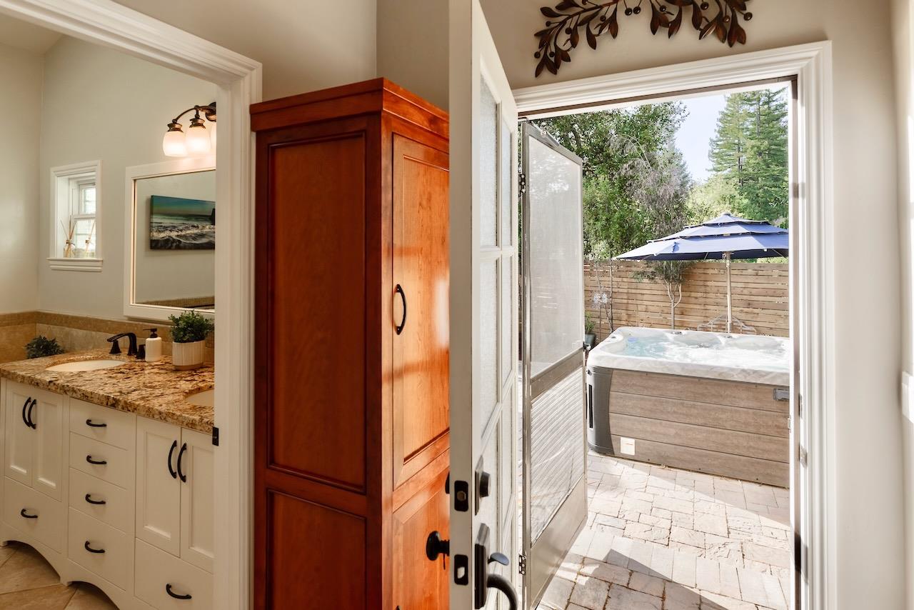 Detail Gallery Image 59 of 120 For 145 Rabbits Run Rd, Santa Cruz,  CA 95060 - 3 Beds | 3 Baths