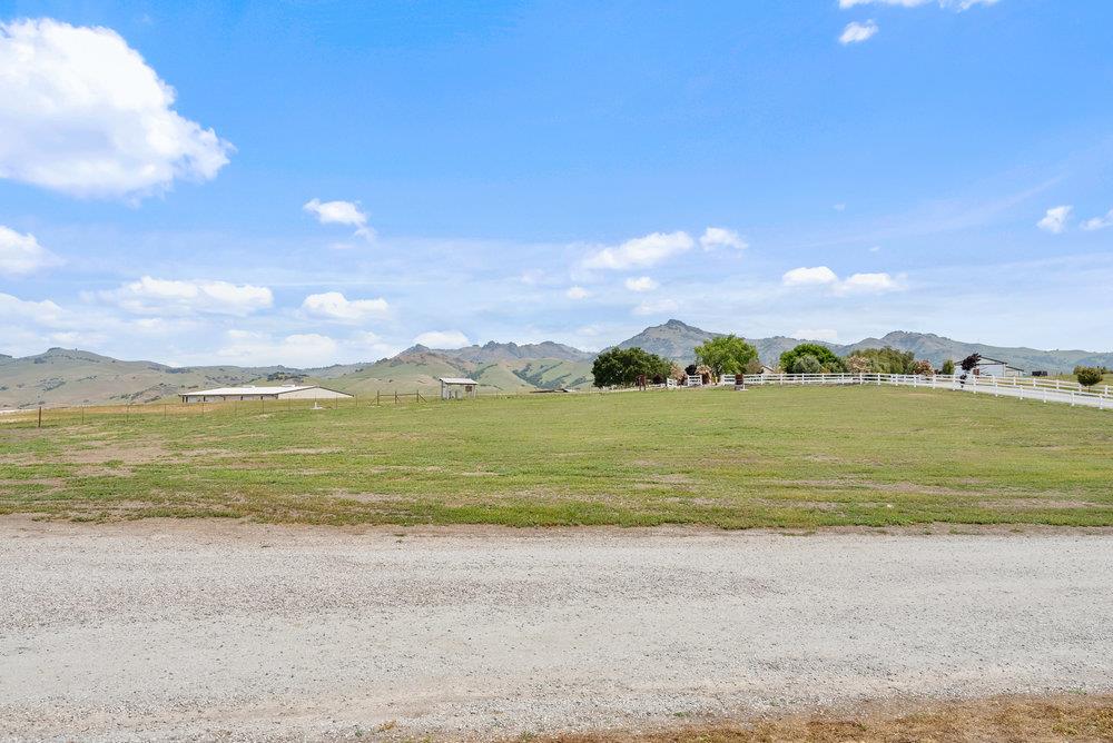 Detail Gallery Image 19 of 67 For 3000 Coppa Ct, Hollister,  CA 95023 - 3 Beds | 2/1 Baths