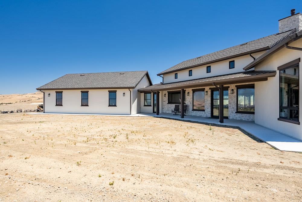 Detail Gallery Image 20 of 67 For 3000 Coppa Ct, Hollister,  CA 95023 - 3 Beds | 2/1 Baths
