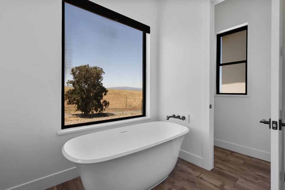Detail Gallery Image 48 of 67 For 3000 Coppa Ct, Hollister,  CA 95023 - 3 Beds | 2/1 Baths