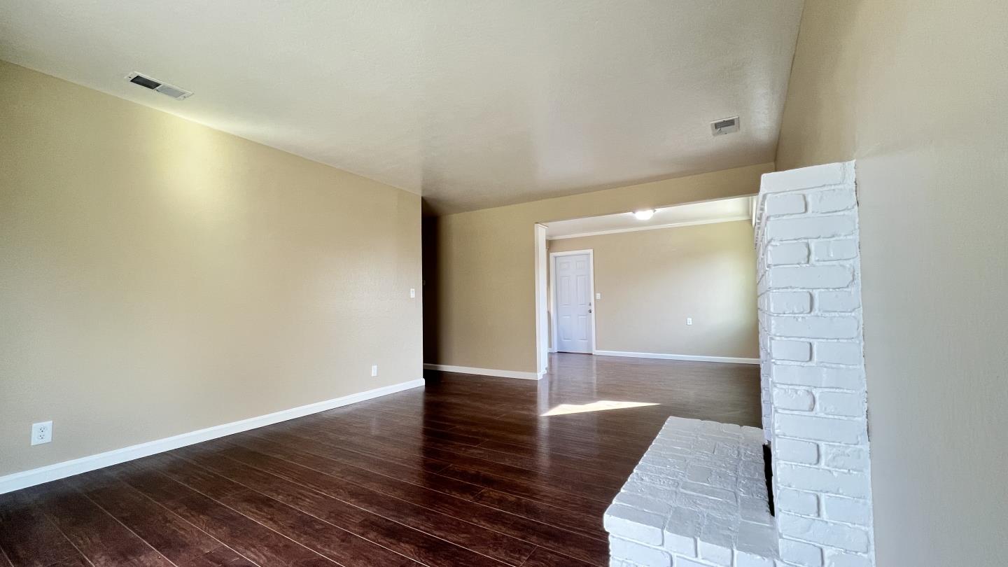 Detail Gallery Image 4 of 25 For 772 Bedford Dr, Salinas,  CA 93901 - 3 Beds | 2 Baths