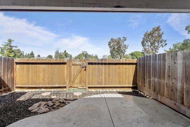 Detail Gallery Image 15 of 56 For 75 Villa Pacheco Ct, Hollister,  CA 95023 - 3 Beds | 2/1 Baths