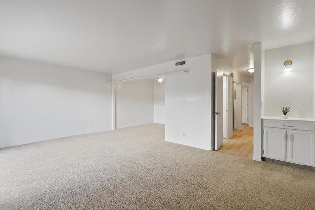 Detail Gallery Image 16 of 56 For 75 Villa Pacheco Ct, Hollister,  CA 95023 - 3 Beds | 2/1 Baths