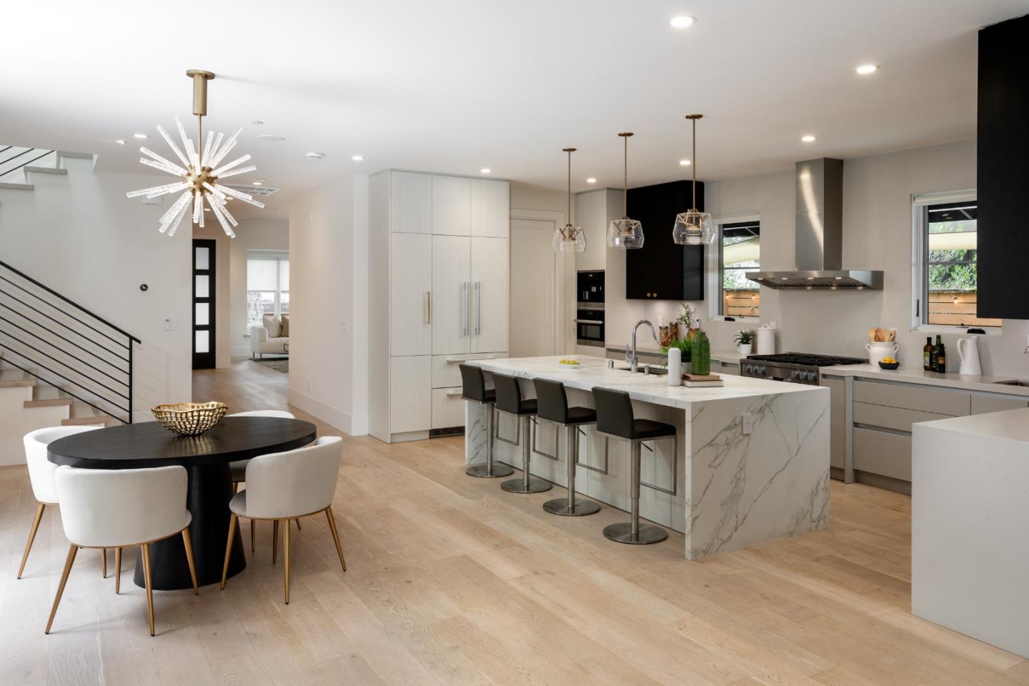 Detail Gallery Image 12 of 43 For 734 Channing Ave, Palo Alto,  CA 94301 - 6 Beds | 5 Baths