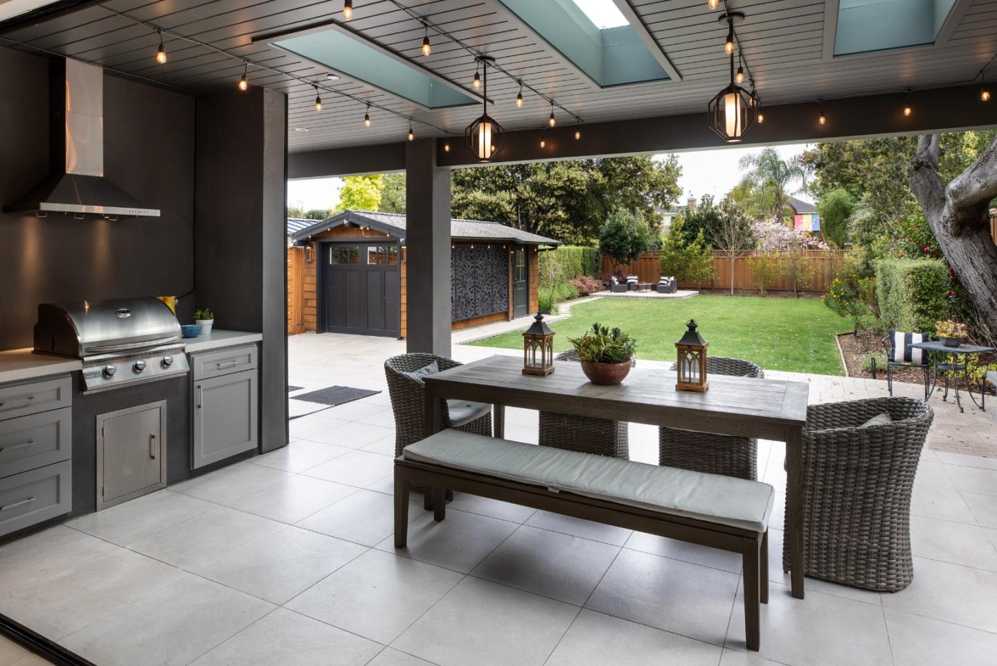 Detail Gallery Image 8 of 43 For 734 Channing Ave, Palo Alto,  CA 94301 - 6 Beds | 5 Baths