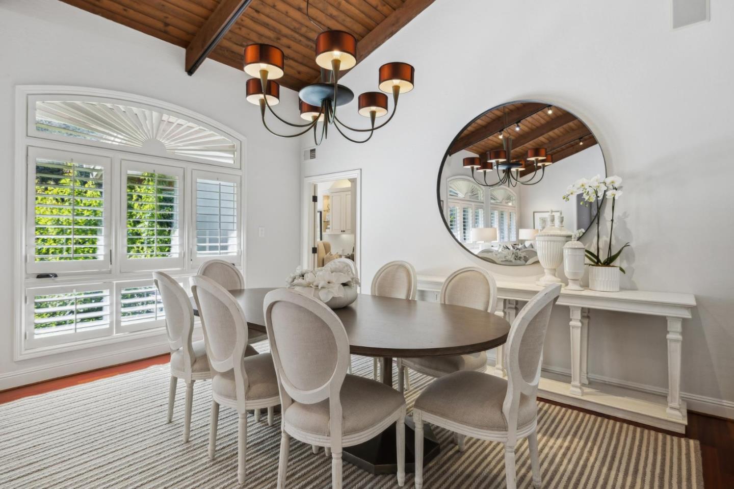 Detail Gallery Image 10 of 58 For 3003 Canyon Rd, Burlingame,  CA 94010 - 3 Beds | 2/1 Baths