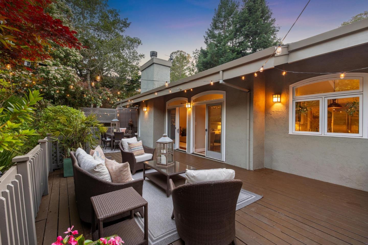Detail Gallery Image 46 of 58 For 3003 Canyon Rd, Burlingame,  CA 94010 - 3 Beds | 2/1 Baths