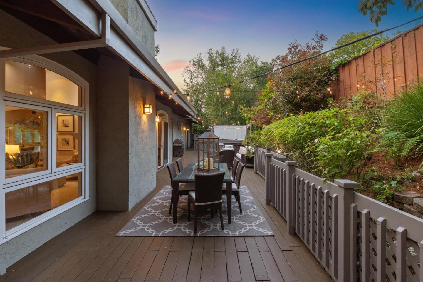 Detail Gallery Image 50 of 58 For 3003 Canyon Rd, Burlingame,  CA 94010 - 3 Beds | 2/1 Baths
