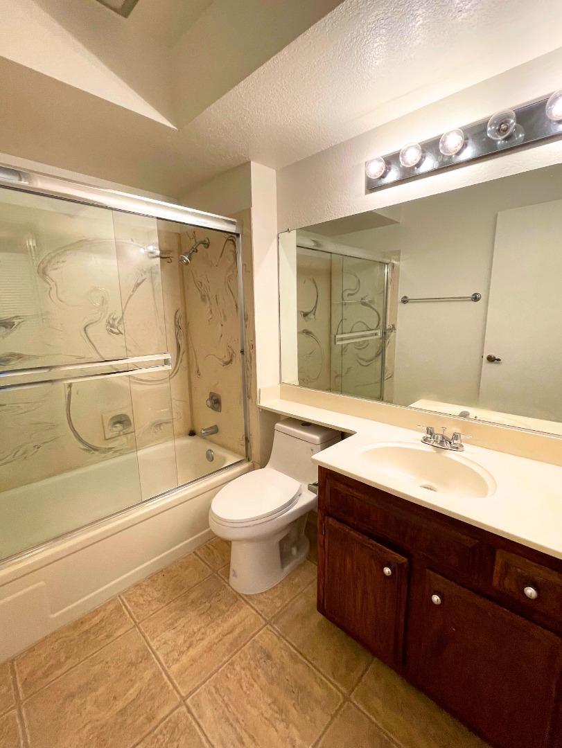 Detail Gallery Image 15 of 21 For 7959 La Riviera Dr, Sacramento,  CA 95826 - 3 Beds | 2/1 Baths