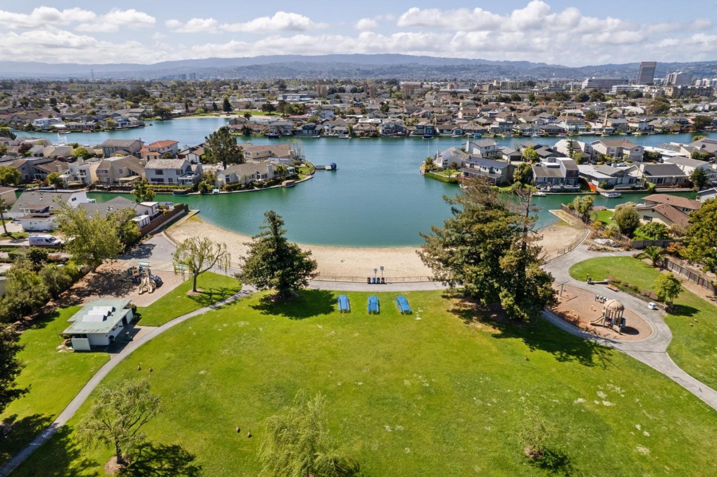 Detail Gallery Image 10 of 80 For 789 Gull Ave, Foster City,  CA 94404 - 5 Beds | 2 Baths