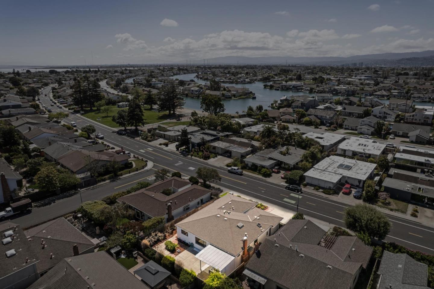 Detail Gallery Image 8 of 80 For 789 Gull Ave, Foster City,  CA 94404 - 5 Beds | 2 Baths