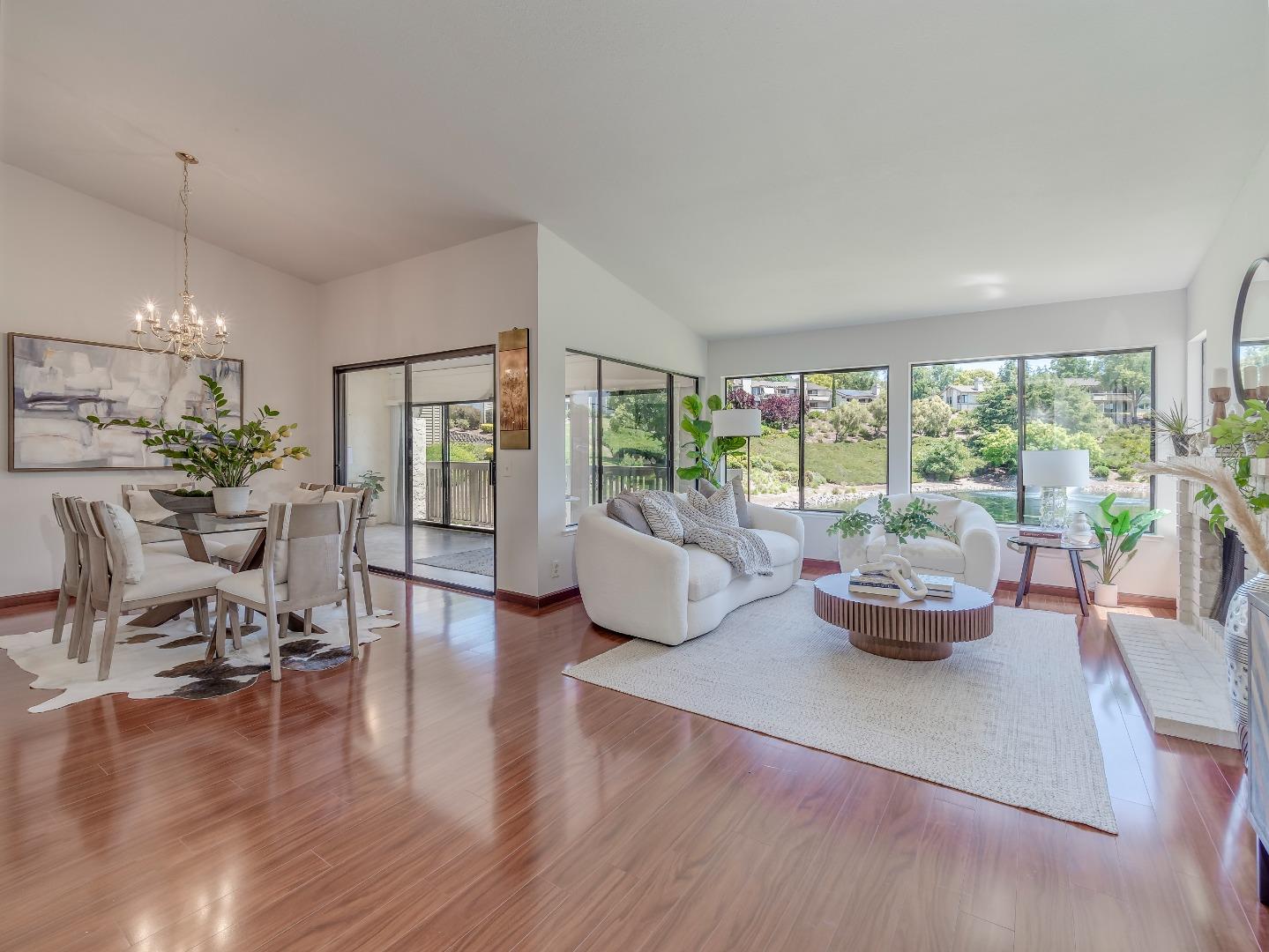 7314 Via Laguna, San Jose, CA 95135 photo 3