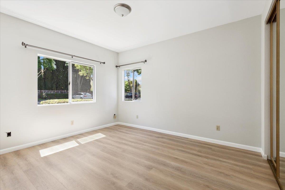 Detail Gallery Image 11 of 19 For 1604 Thornleaf Way, San Jose,  CA 95131 - 2 Beds | 2 Baths