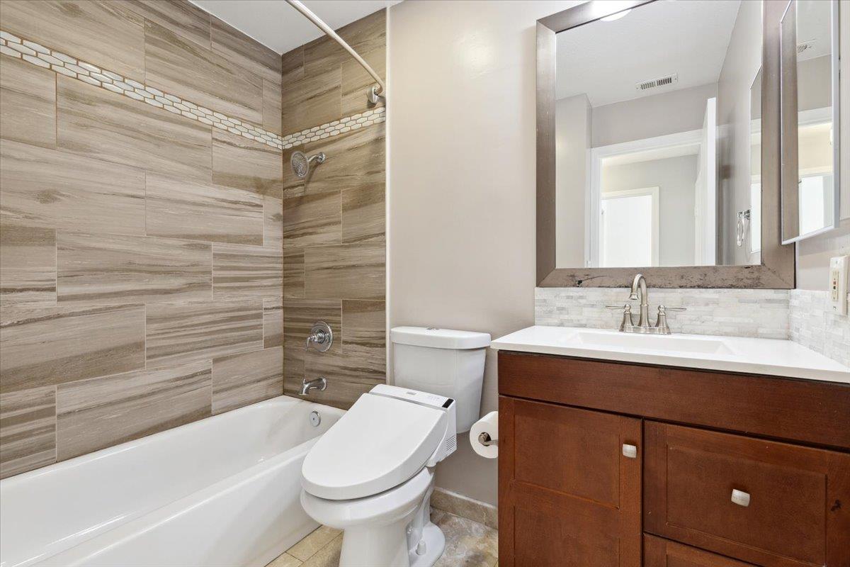 Detail Gallery Image 15 of 19 For 1604 Thornleaf Way, San Jose,  CA 95131 - 2 Beds | 2 Baths
