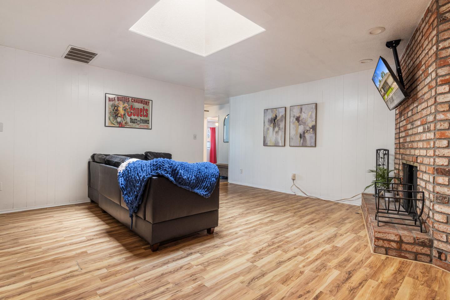 Detail Gallery Image 25 of 43 For 306 Elise Ct, Modesto,  CA 95350 - 4 Beds | 3 Baths
