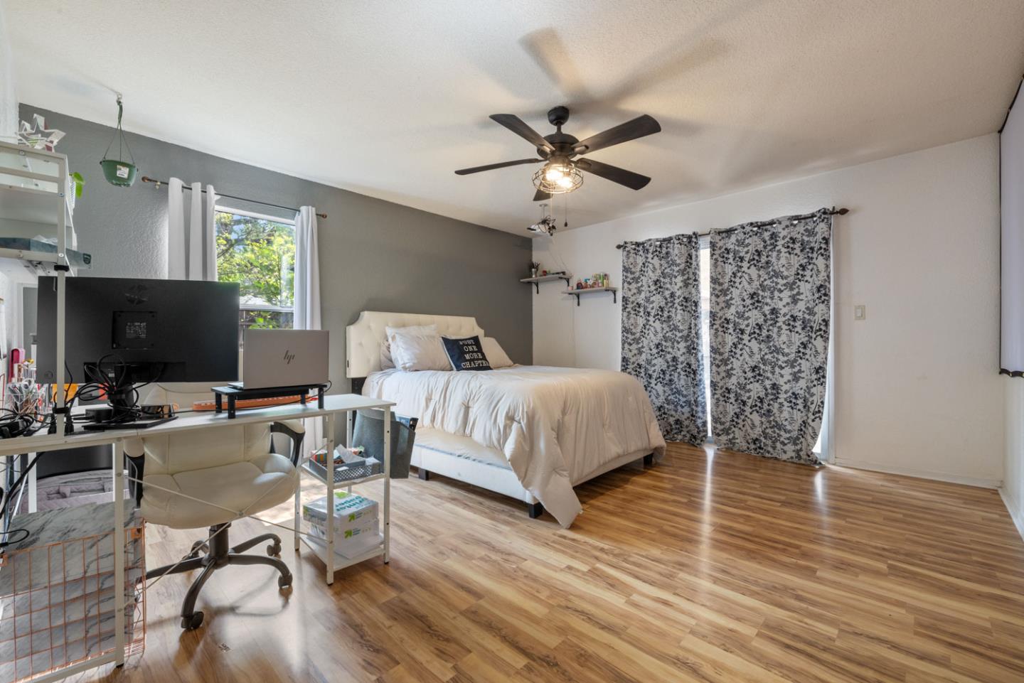 Detail Gallery Image 38 of 43 For 306 Elise Ct, Modesto,  CA 95350 - 4 Beds | 3 Baths