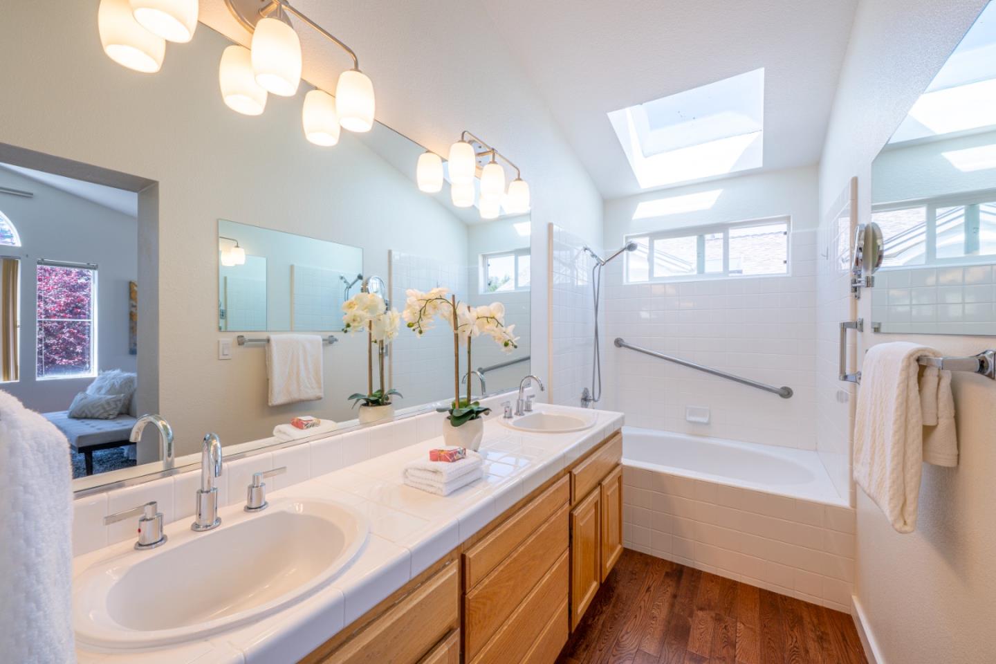 Detail Gallery Image 26 of 30 For 23 Erin Ln, Half Moon Bay,  CA 94019 - 3 Beds | 3 Baths