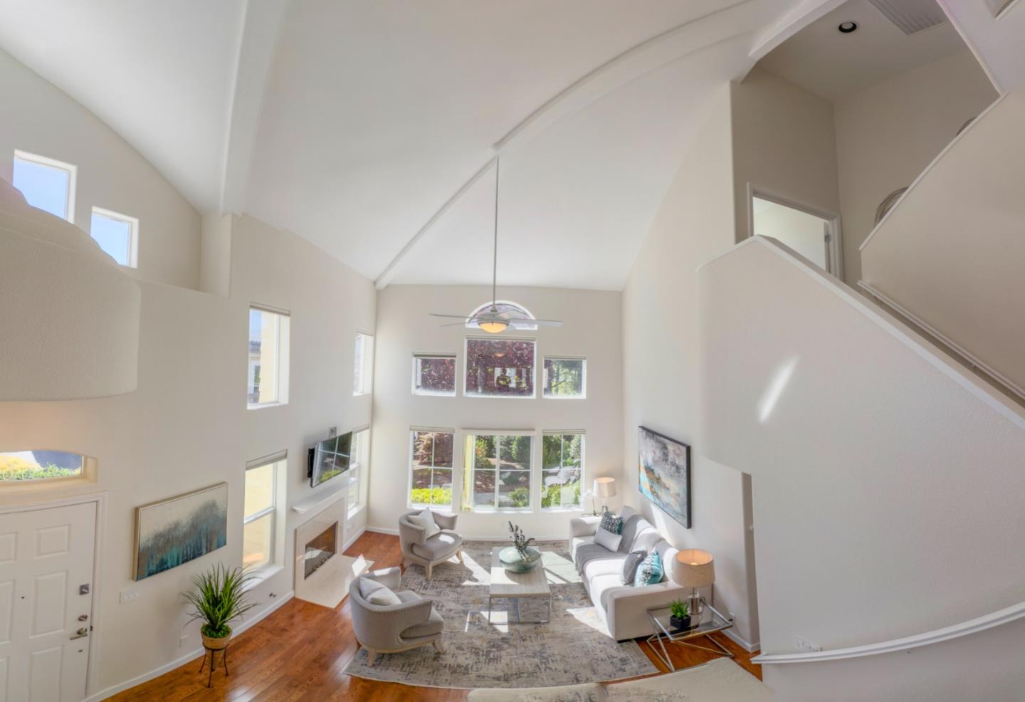 Detail Gallery Image 7 of 30 For 23 Erin Ln, Half Moon Bay,  CA 94019 - 3 Beds | 3 Baths