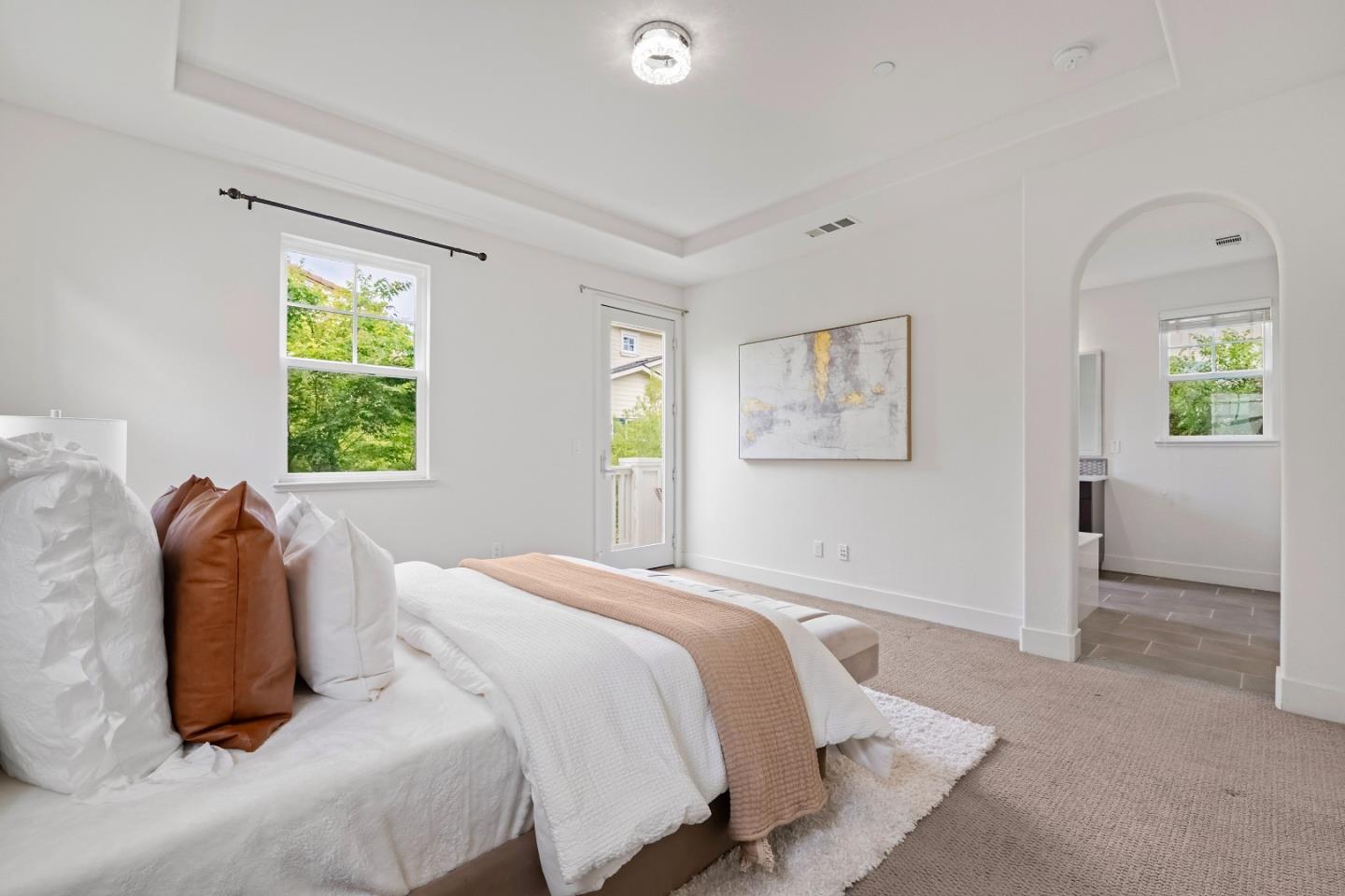 Detail Gallery Image 15 of 50 For 109 Avellino Way, Mountain View,  CA 94043 - 4 Beds | 3/1 Baths