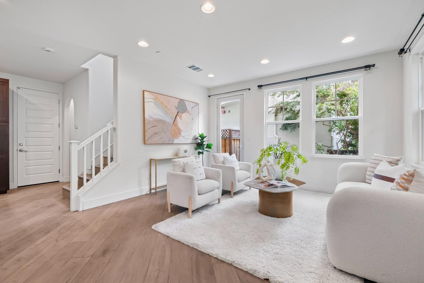 Detail Gallery Image 2 of 50 For 109 Avellino Way, Mountain View,  CA 94043 - 4 Beds | 3/1 Baths