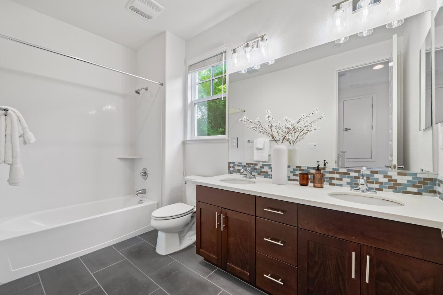 Detail Gallery Image 25 of 50 For 109 Avellino Way, Mountain View,  CA 94043 - 4 Beds | 3/1 Baths