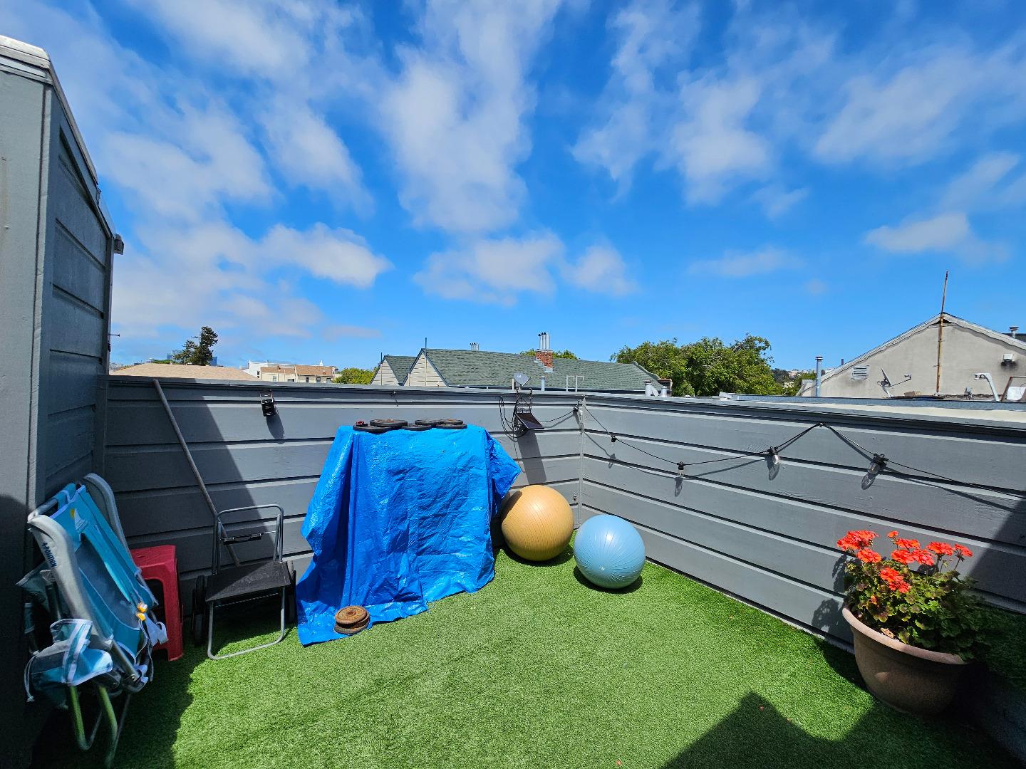Detail Gallery Image 9 of 16 For 3116-3118 23rd St, San Francisco,  CA 94110 - – Beds | – Baths