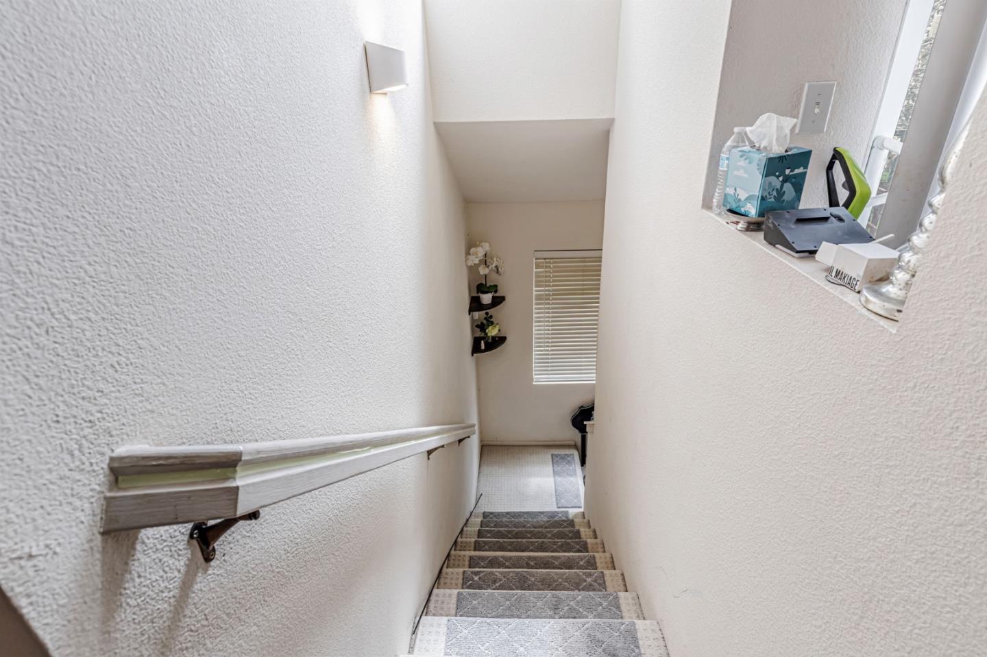 Detail Gallery Image 12 of 24 For 1018 Niguel Ln, San Jose,  CA 95138 - 1 Beds | 1/1 Baths