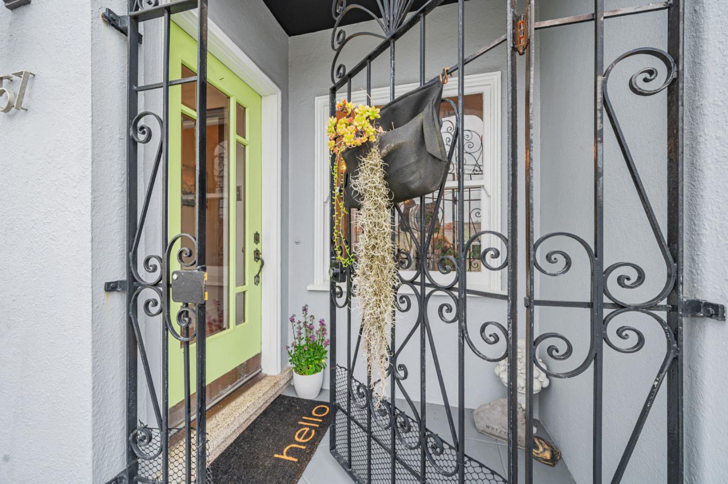 Detail Gallery Image 2 of 27 For 57 Rae Ave, San Francisco,  CA 94112 - 3 Beds | 2 Baths
