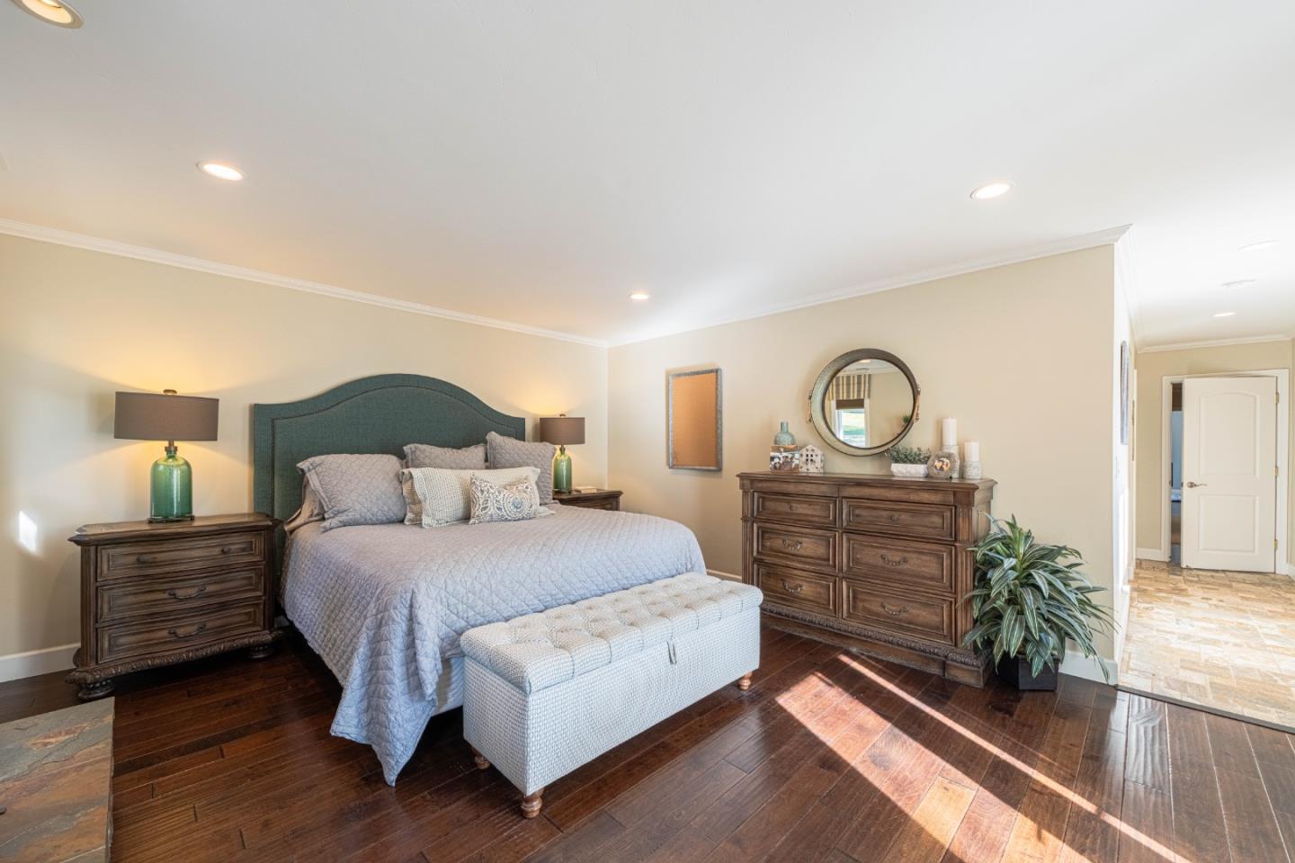Detail Gallery Image 22 of 50 For 204 San Benancio Rd, Salinas,  CA 93908 - 4 Beds | 4 Baths