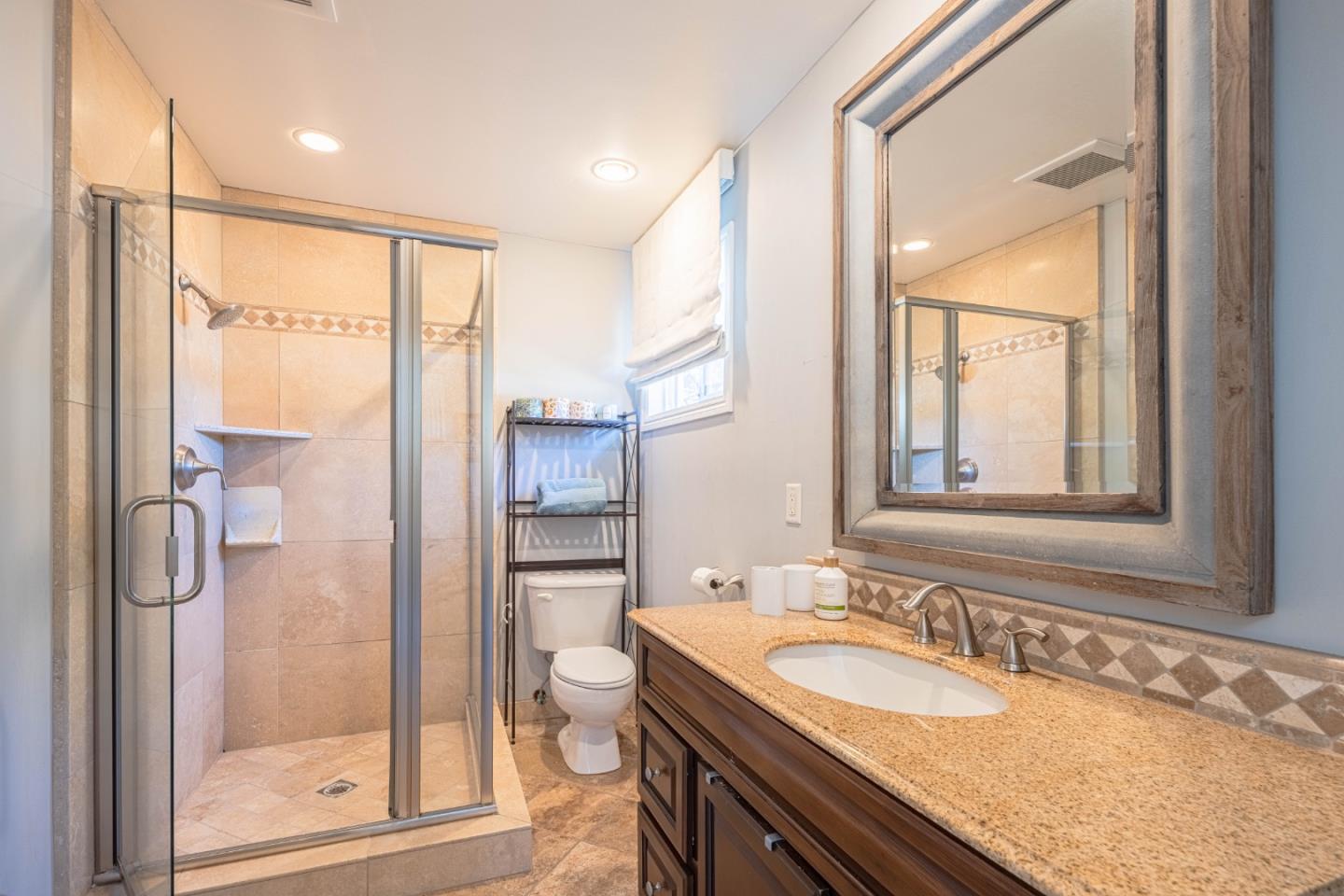 Detail Gallery Image 30 of 50 For 204 San Benancio Rd, Salinas,  CA 93908 - 4 Beds | 4 Baths