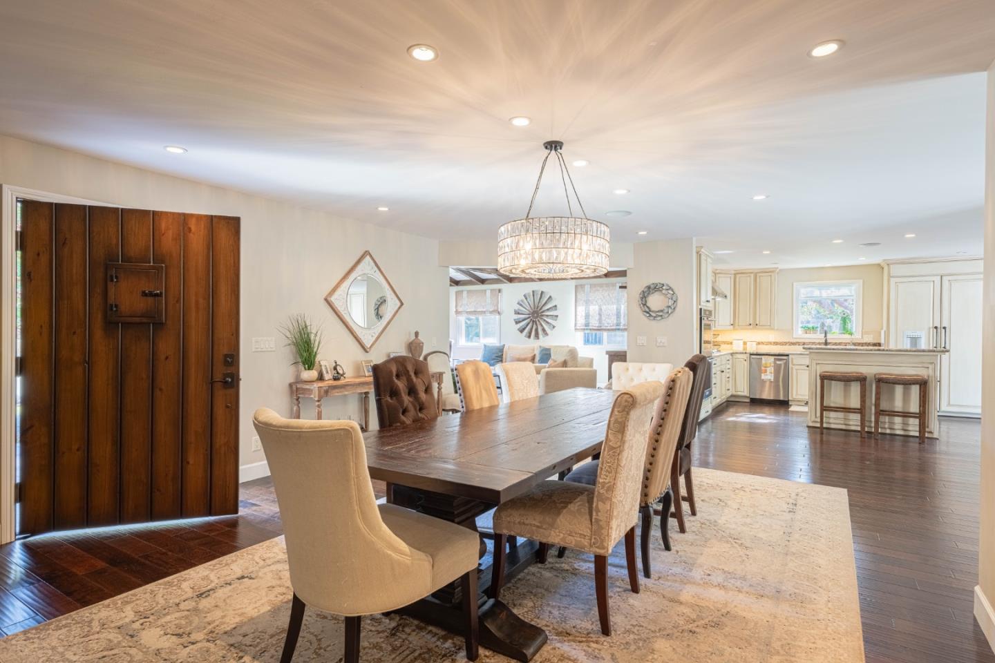 Detail Gallery Image 6 of 50 For 204 San Benancio Rd, Salinas,  CA 93908 - 4 Beds | 4 Baths