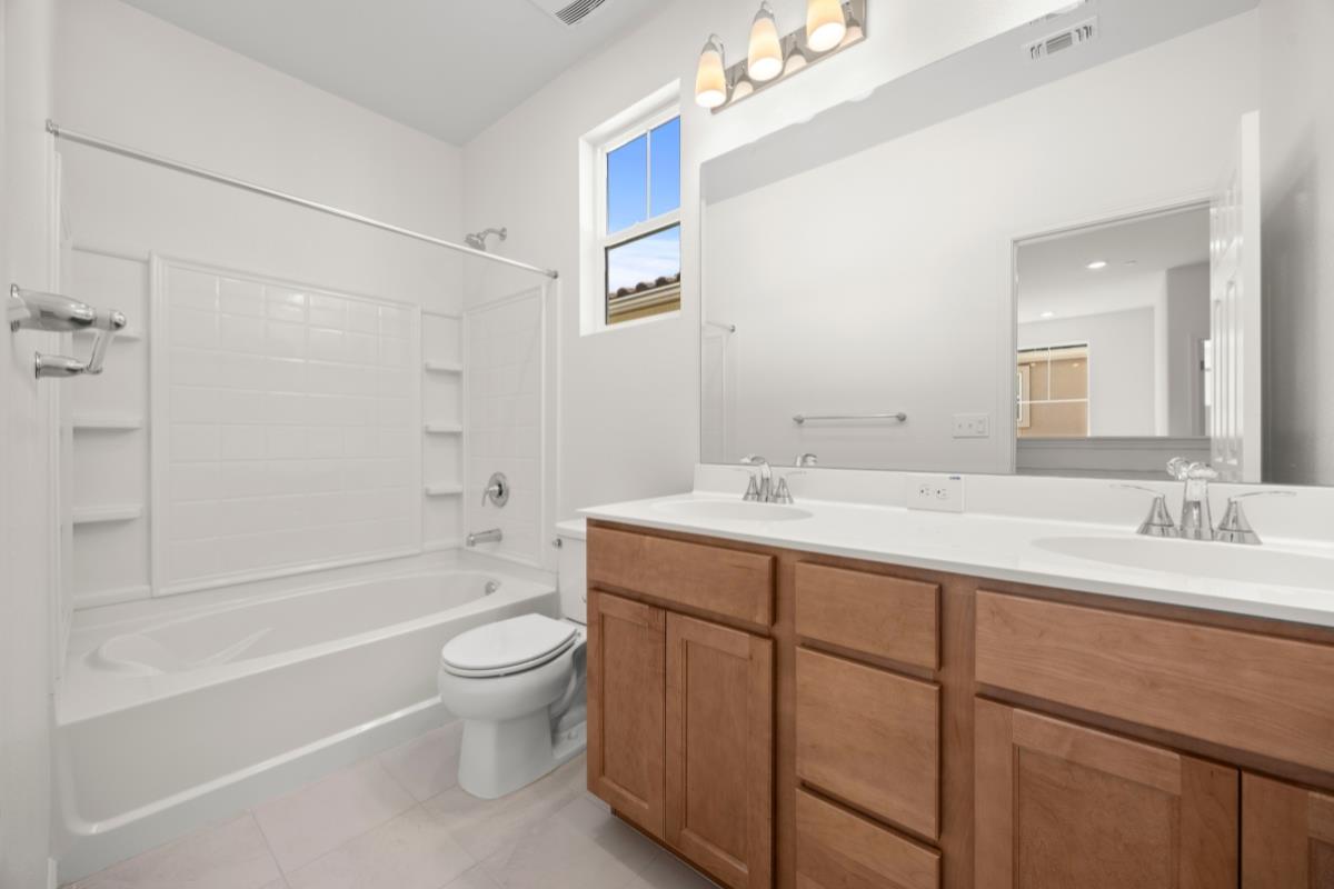 Detail Gallery Image 22 of 33 For 2110 Gladiola Dr, Hollister,  CA 95023 - 3 Beds | 2/1 Baths