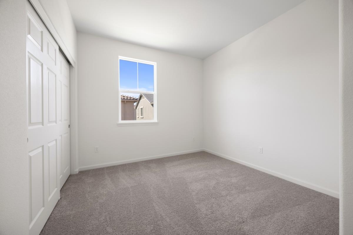 Detail Gallery Image 25 of 33 For 2110 Gladiola Dr, Hollister,  CA 95023 - 3 Beds | 2/1 Baths