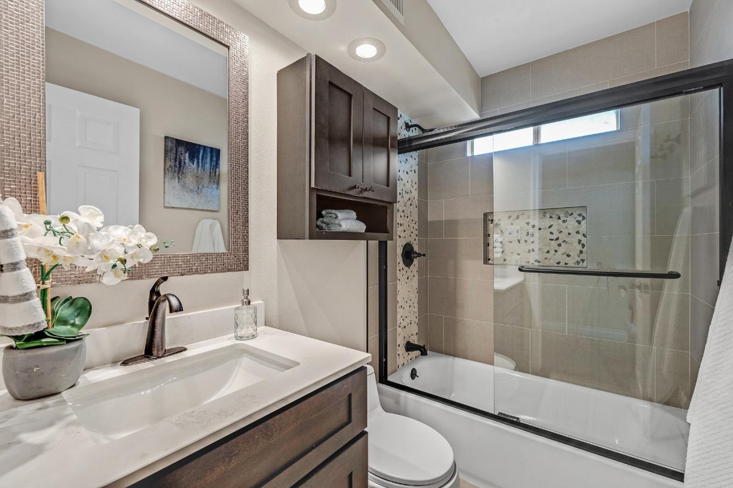 Detail Gallery Image 19 of 39 For 740 Santa Christina Ct, Sunnyvale,  CA 94085 - 4 Beds | 2 Baths
