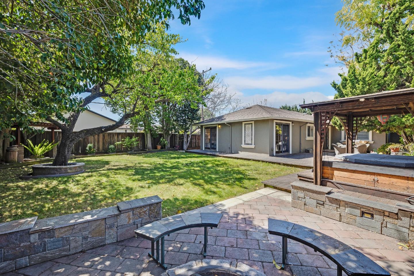Detail Gallery Image 31 of 39 For 740 Santa Christina Ct, Sunnyvale,  CA 94085 - 4 Beds | 2 Baths