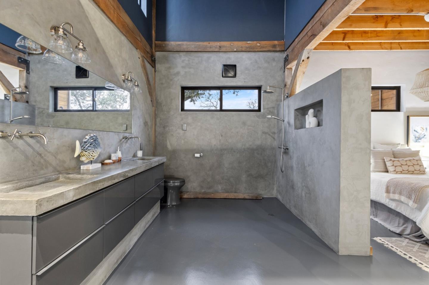 Detail Gallery Image 40 of 60 For 13925 Sheila Ave, Morgan Hill,  CA 95037 - 4 Beds | 2/1 Baths