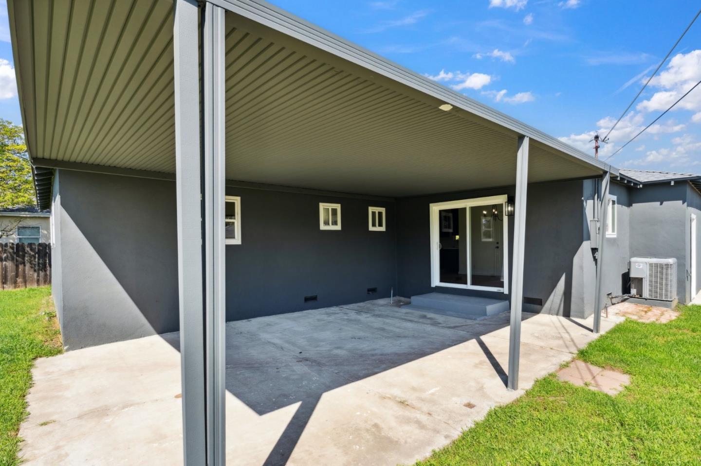 Detail Gallery Image 17 of 19 For 1826 Gulfstream Dr, Modesto,  CA 95350 - 3 Beds | 2 Baths