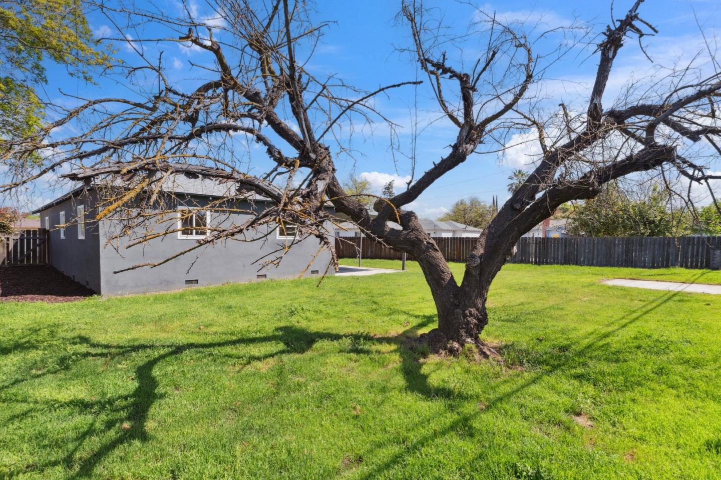 Detail Gallery Image 18 of 19 For 1826 Gulfstream Dr, Modesto,  CA 95350 - 3 Beds | 2 Baths