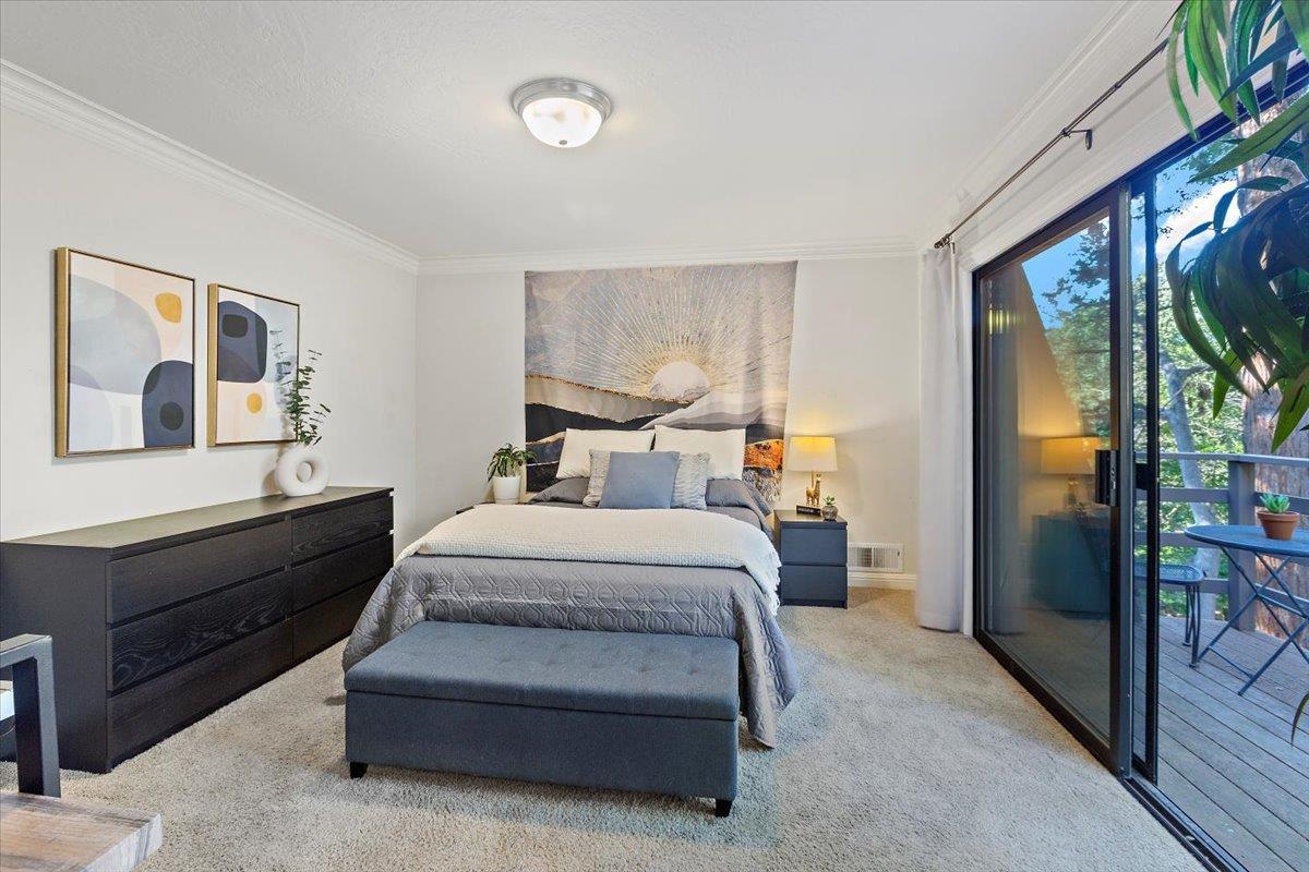 Detail Gallery Image 16 of 38 For 26145 Pierce Rd, Los Gatos,  CA 95033 - 3 Beds | 2/1 Baths