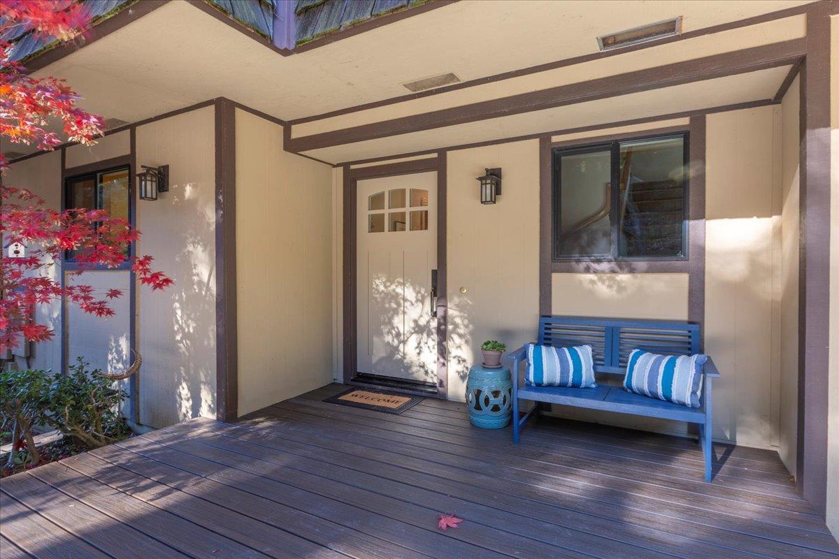 Detail Gallery Image 4 of 38 For 26145 Pierce Rd, Los Gatos,  CA 95033 - 3 Beds | 2/1 Baths